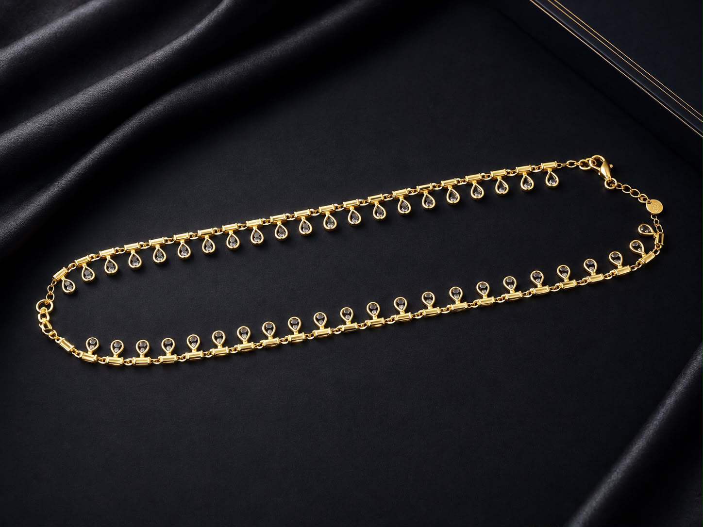 Gold Teardrop Charm Anklet