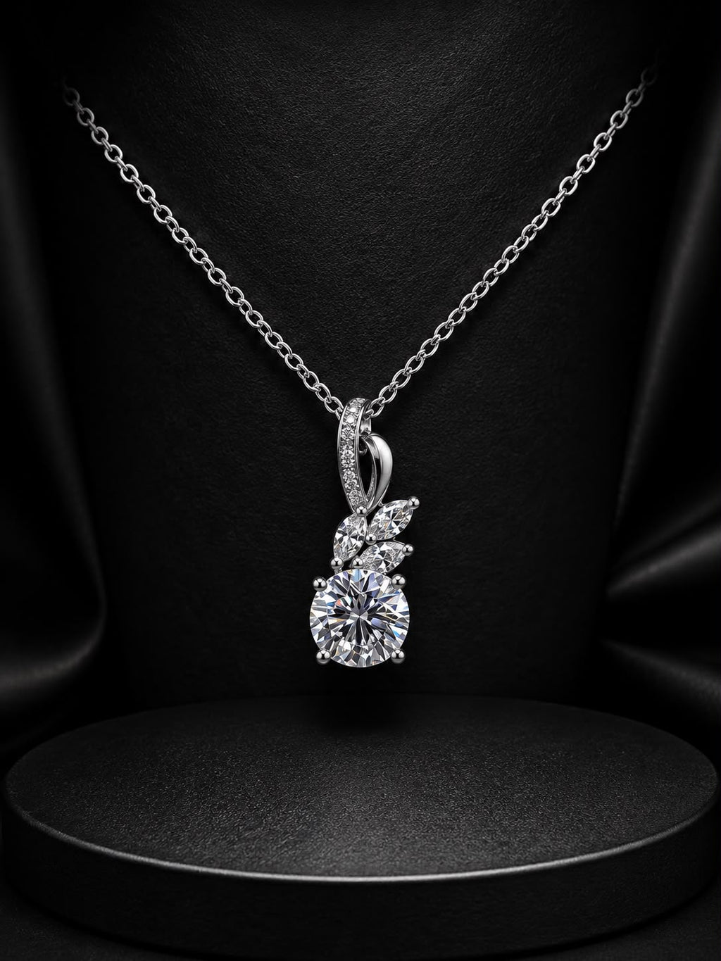 Elegant Floral Solitaire Pendant