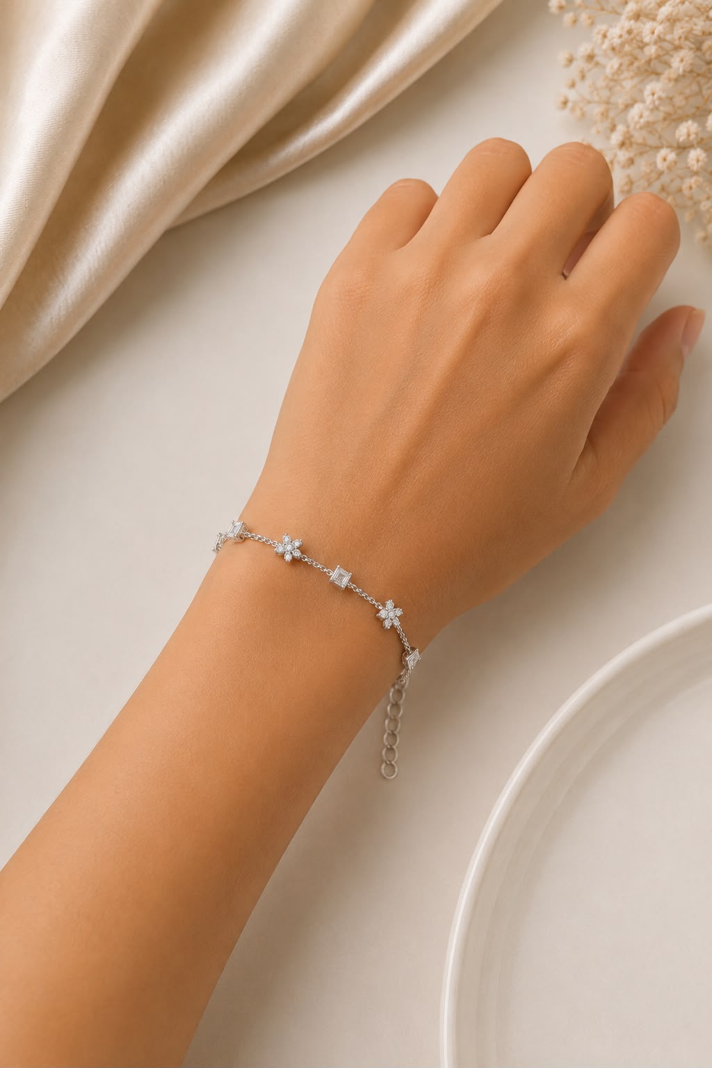 Elegant Floral Bracelet