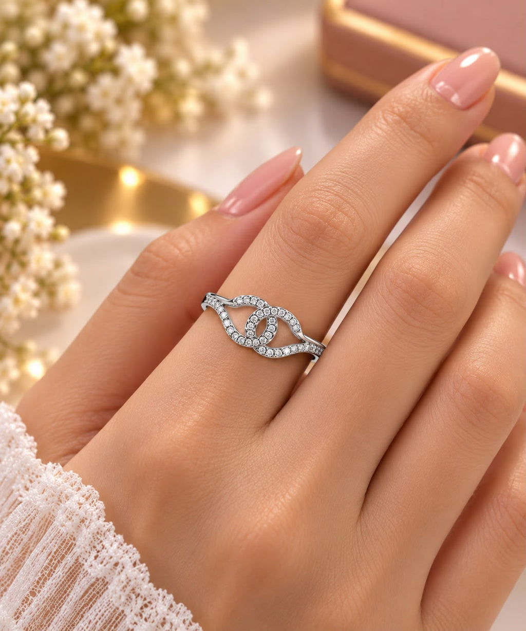 Elegant Interlocking Diamond Ring